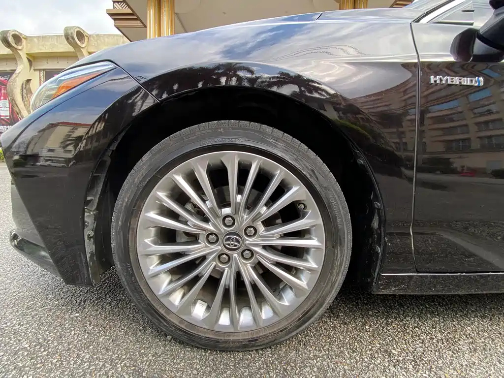 TOYOTA AVALON 2019