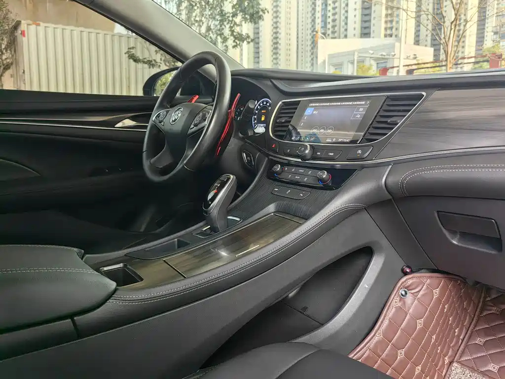 BUICK LACROSSE 2020