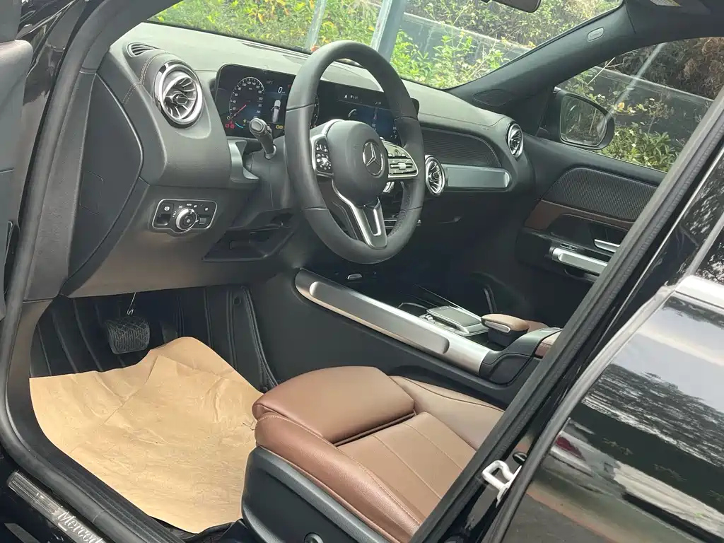 MERCEDES BENZ GLB 2022