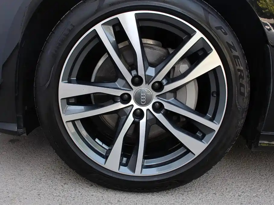 AUDI A6L 2020