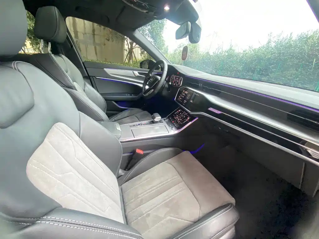 AUDI A6L 2022