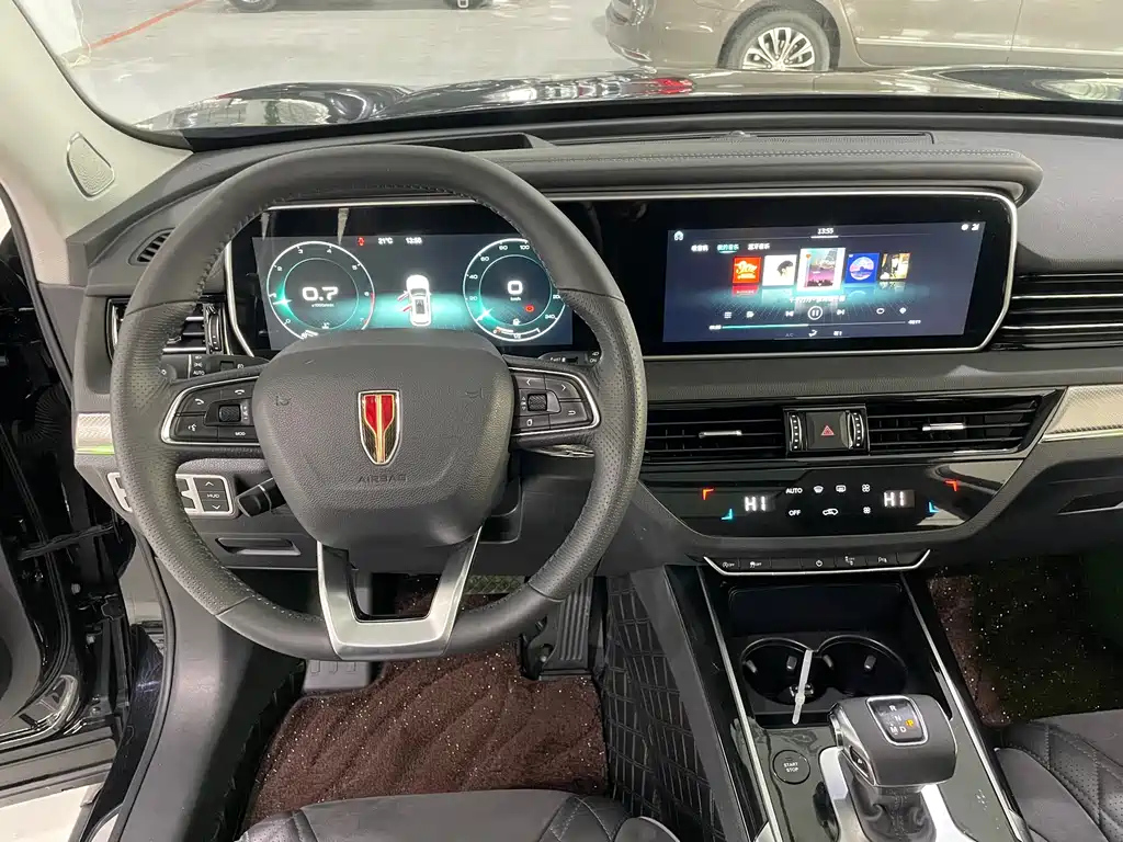 HONGQI HS5 2020