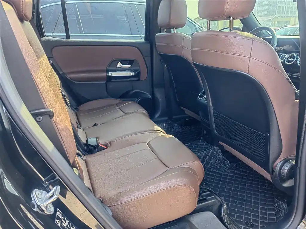 MERCEDES BENZ GLB 2022