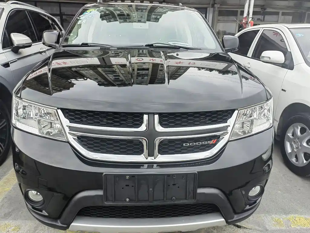 DODGE JCUV 2014
