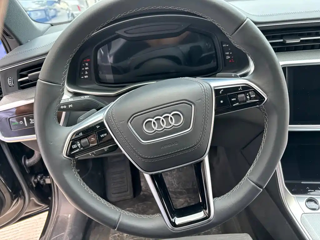 AUDI A6L 2023