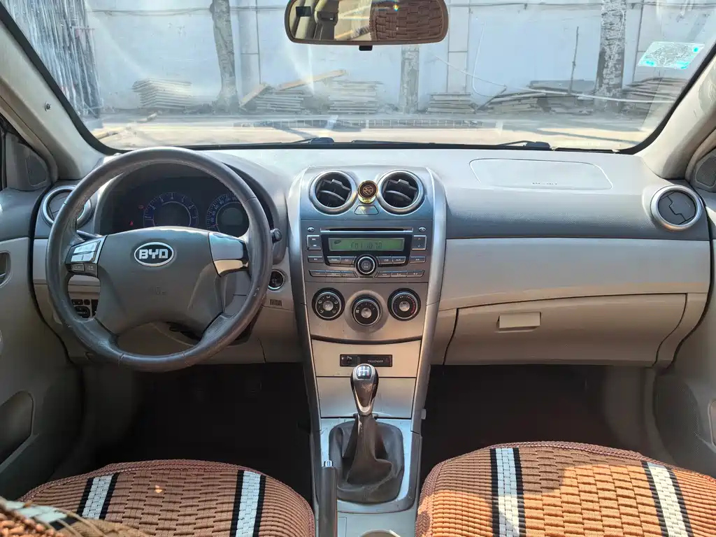 BYD G3 2011