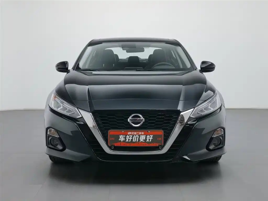NISSAN TEANA 2021