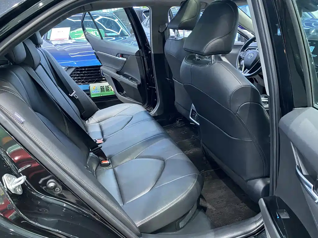 TOYOTA CAMRY 2022