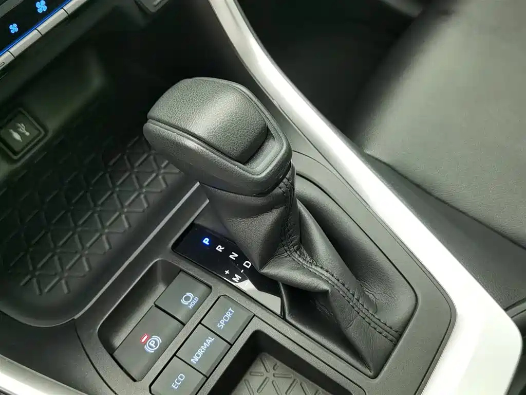 TOYOTA RAV4 RONGFANG 2021