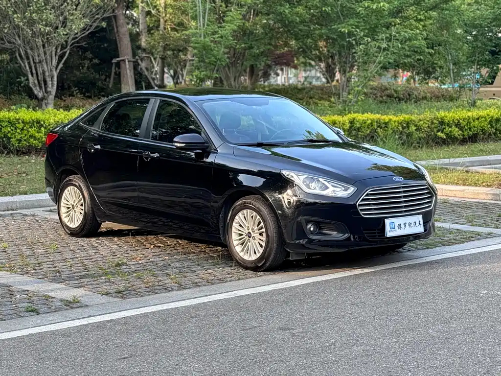 Аукционный лист FORD ESCORT 2016