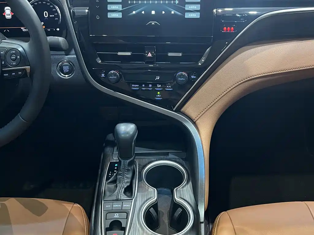 TOYOTA CAMRY 2022