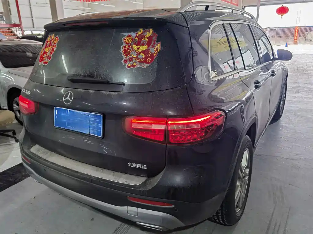MERCEDES BENZ GLB 2021
