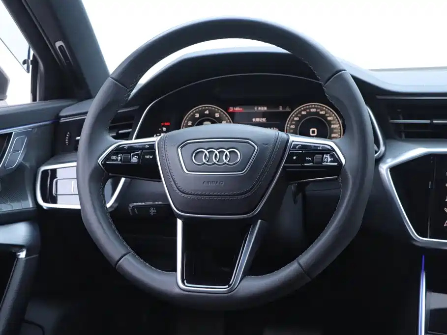 AUDI A6L 2023
