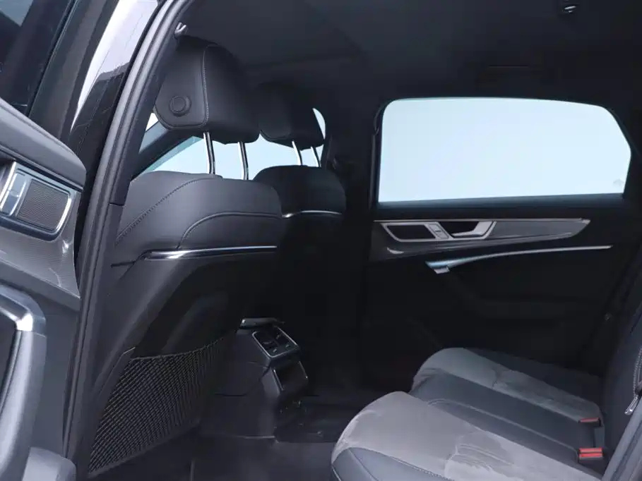 AUDI A6L 2023