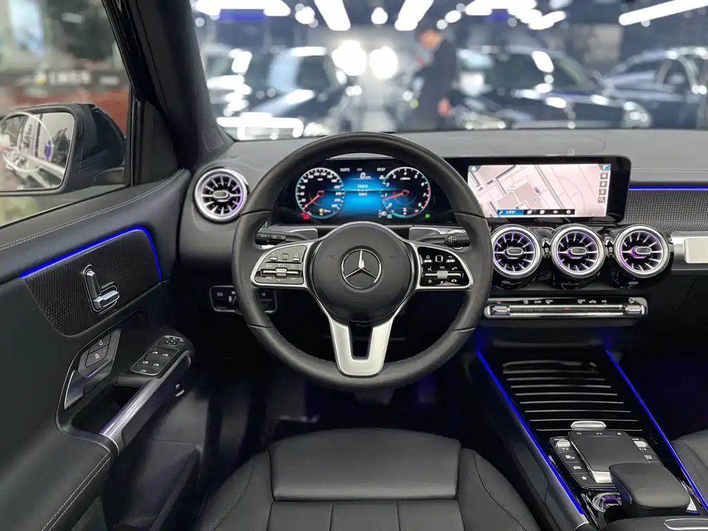 MERCEDES BENZ GLB 2022