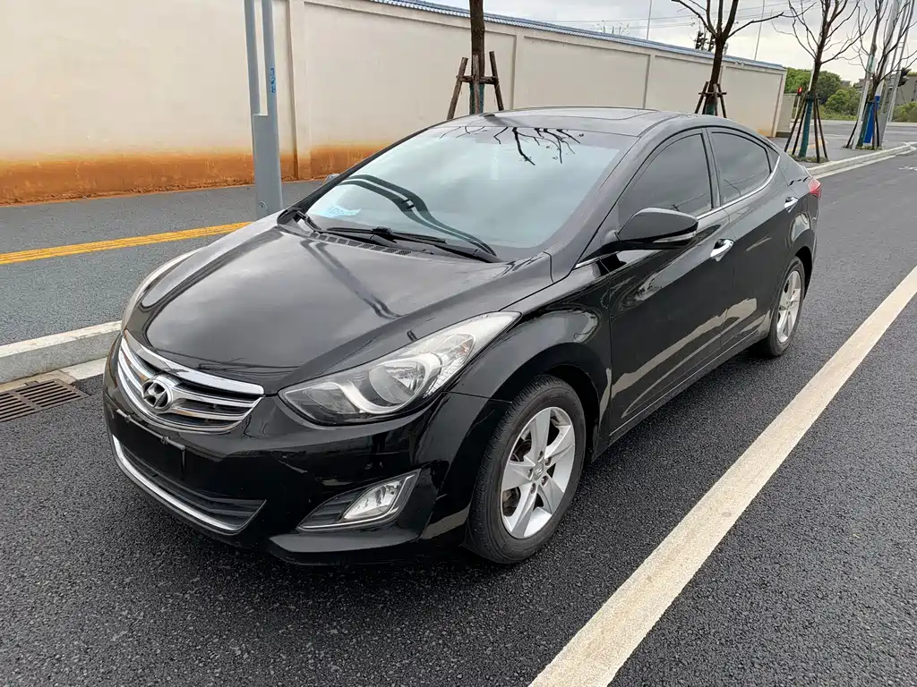 HYUNDAI ELANTRA 2013