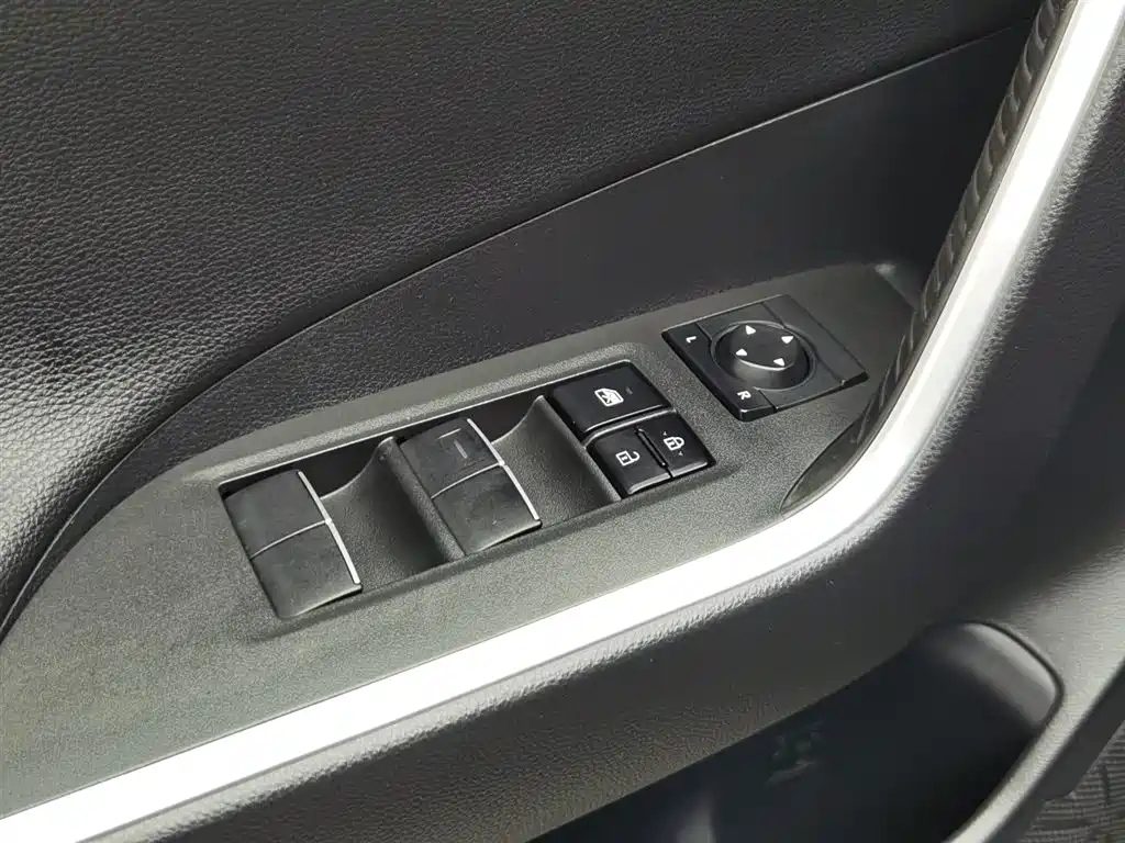 TOYOTA WILDLANDER 2022