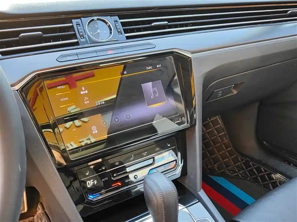 VOLKSWAGEN MAGOTAN 2023
