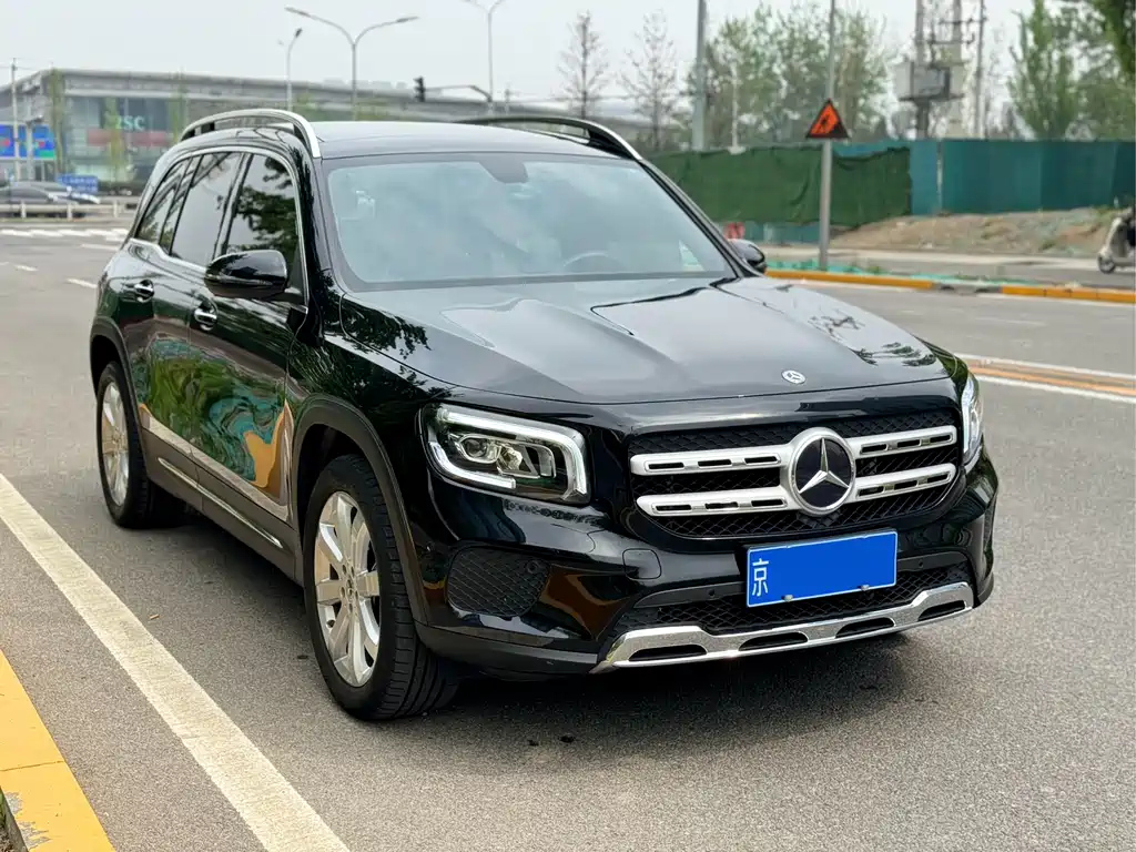 MERCEDES BENZ GLB 2020