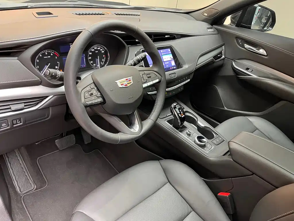 CADILLAC XT4 2022