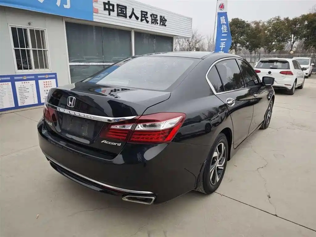 HONDA ACCORD 2018