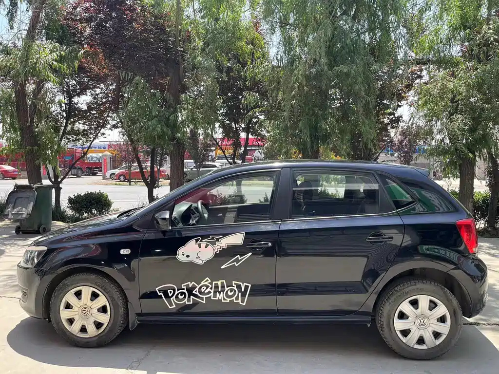 VOLKSWAGEN POLO 2014