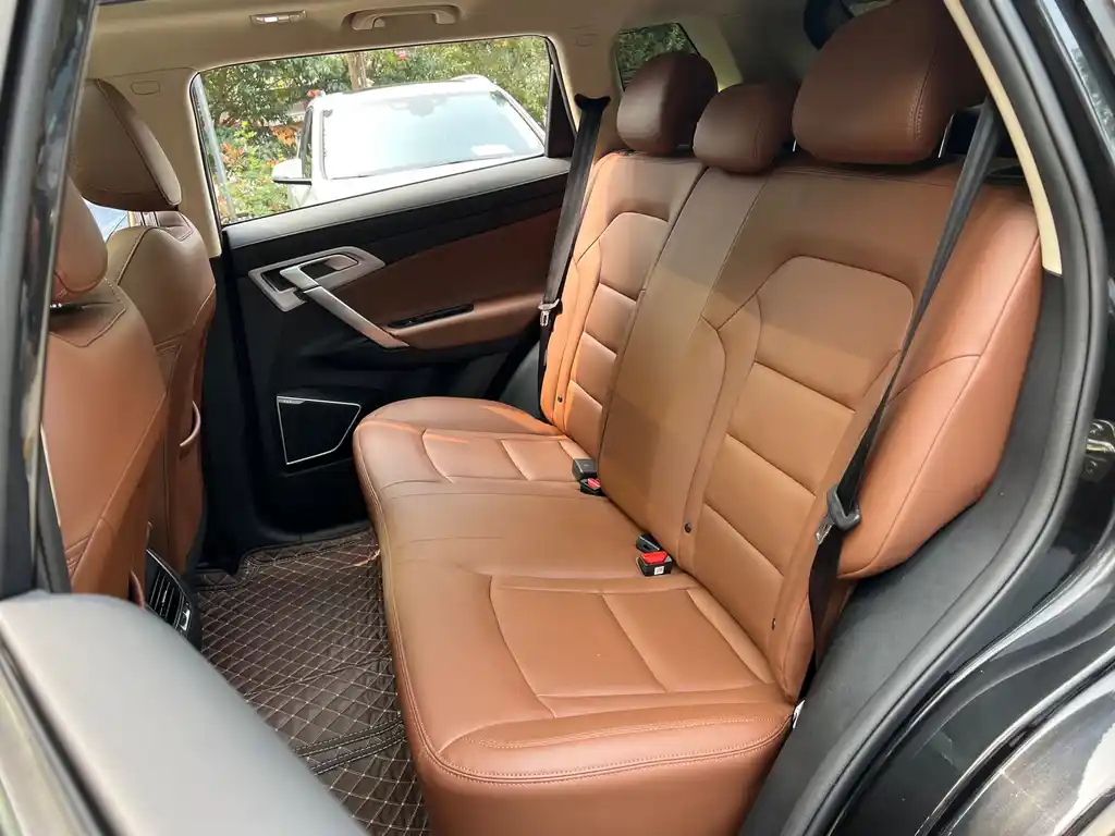 GEELY AUTO BOYUE 2021
