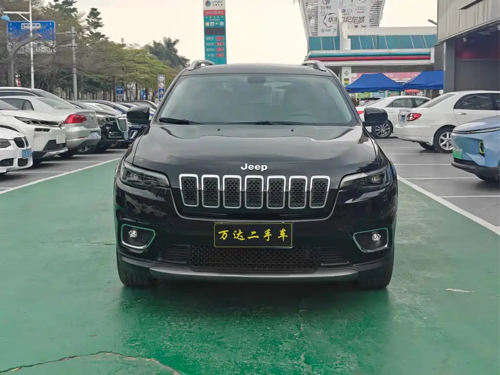 JEEP CHEROKEE 2020