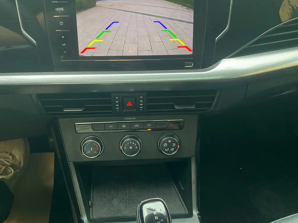 VOLKSWAGEN PASSAT 2022