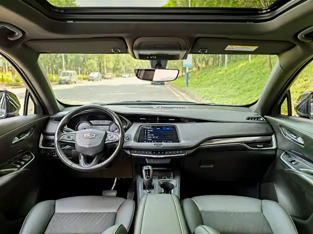 CADILLAC XT4 2020