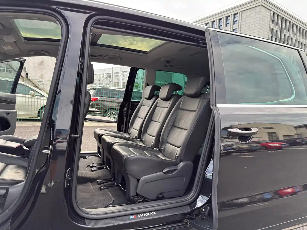 VOLKSWAGEN SHARAN 2018