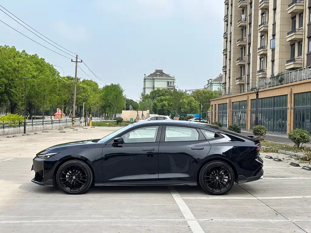 CHANGAN UNI-V 2024