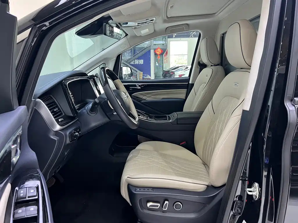 TRUMPCHI M8 2022