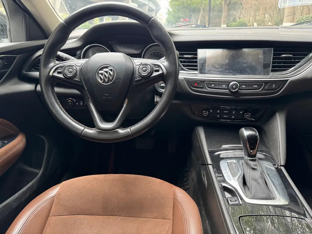 BUICK REGAL 2019