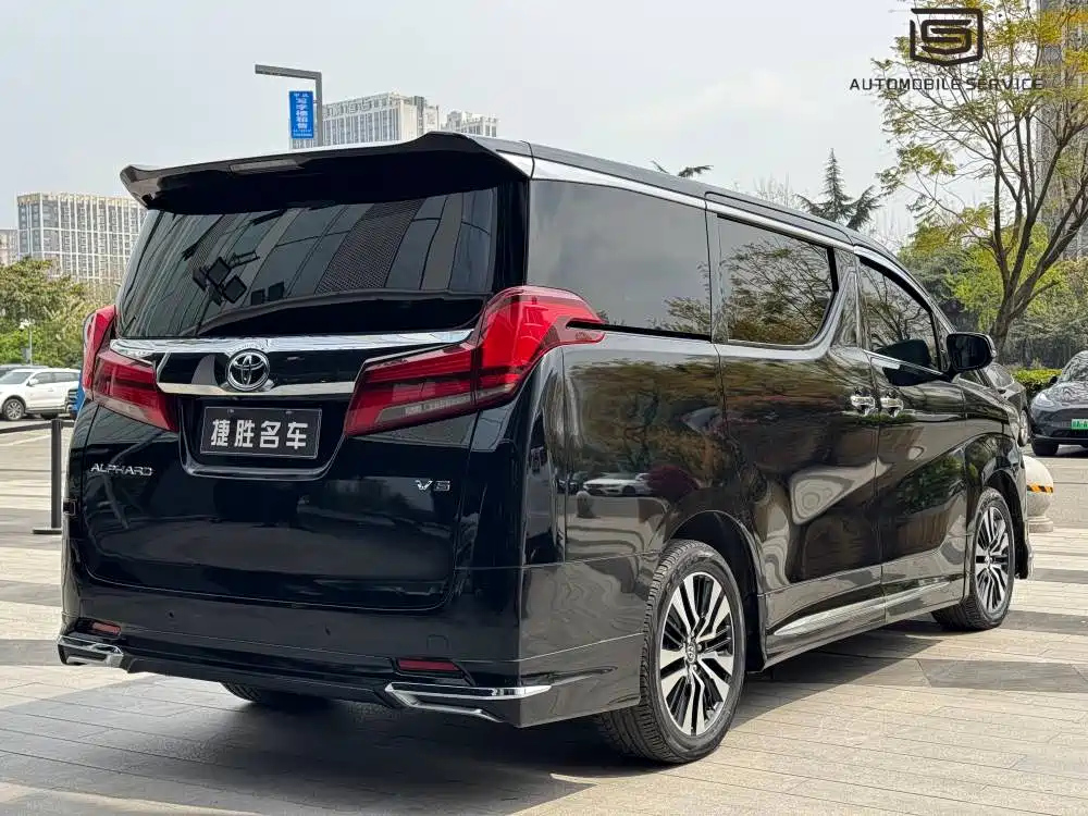 TOYOTA ALPHARD 2018