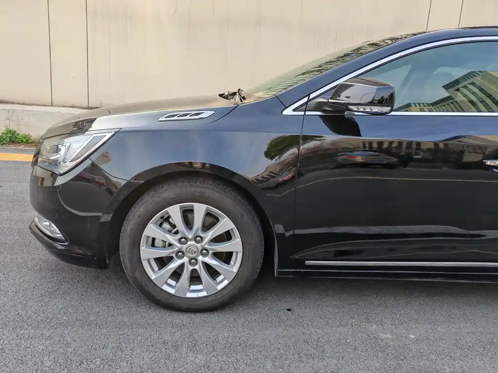 BUICK LACROSSE 2015