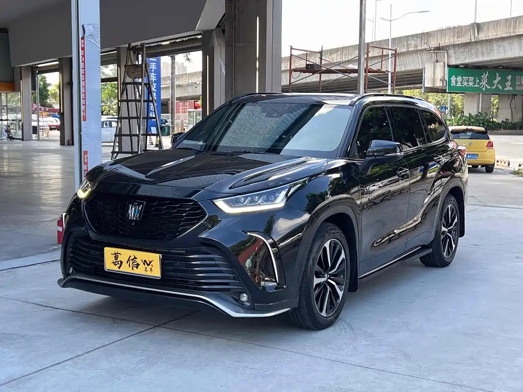 TOYOTA CROWN LUFANG 2022