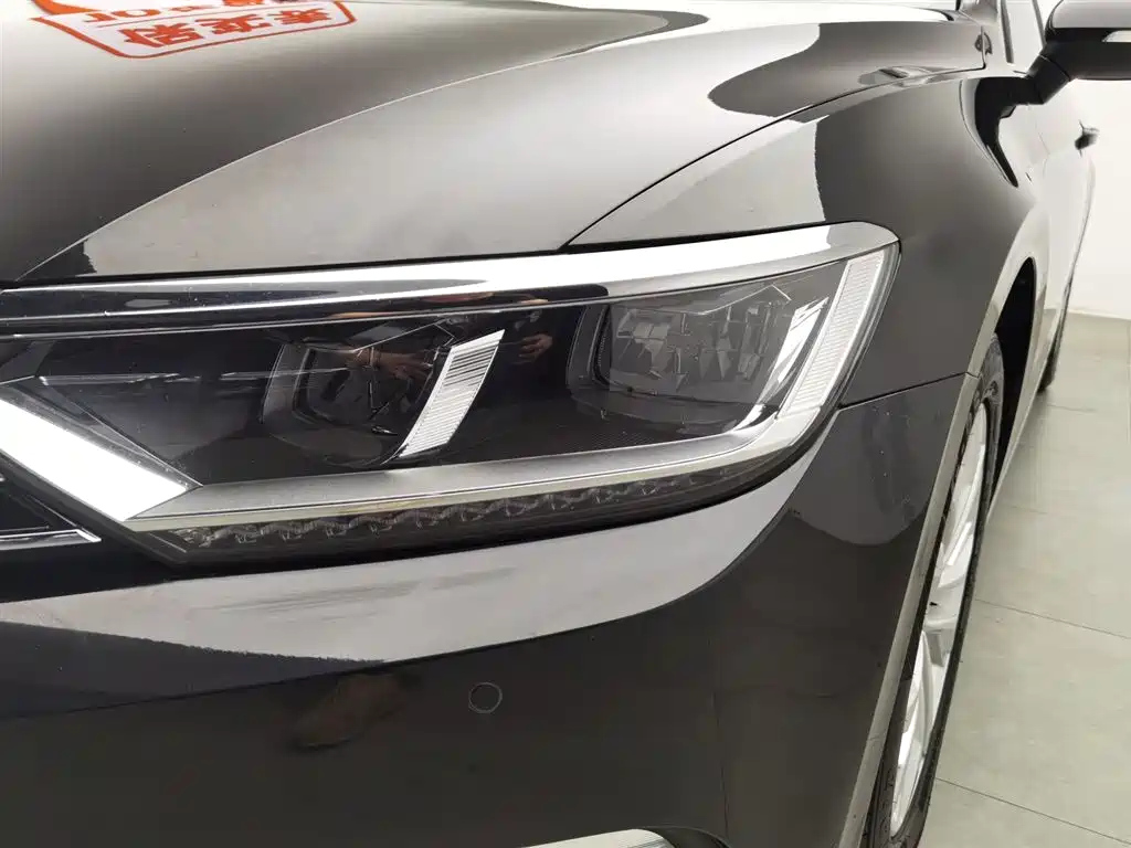 VOLKSWAGEN MAGOTAN 2019