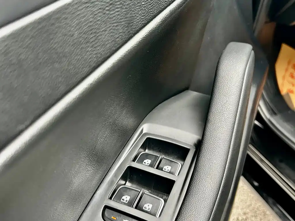 HONGQI H5 2022