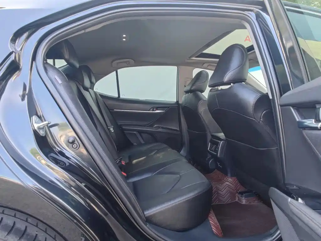 TOYOTA CAMRY 2022