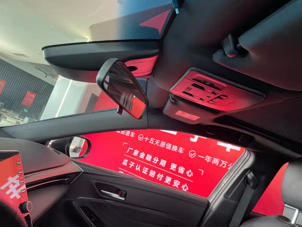TOYOTA AVALON 2020