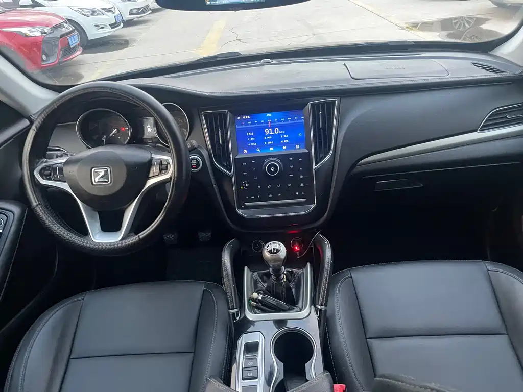 ZOTYE SR7 2016