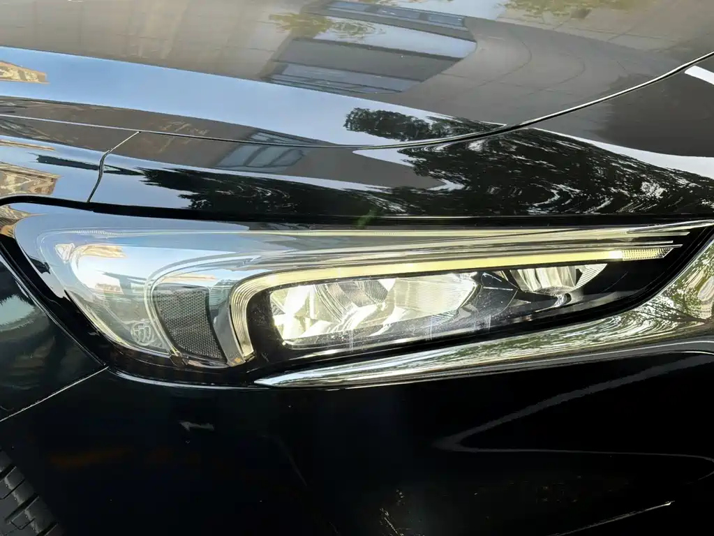 BUICK LACROSSE 2020