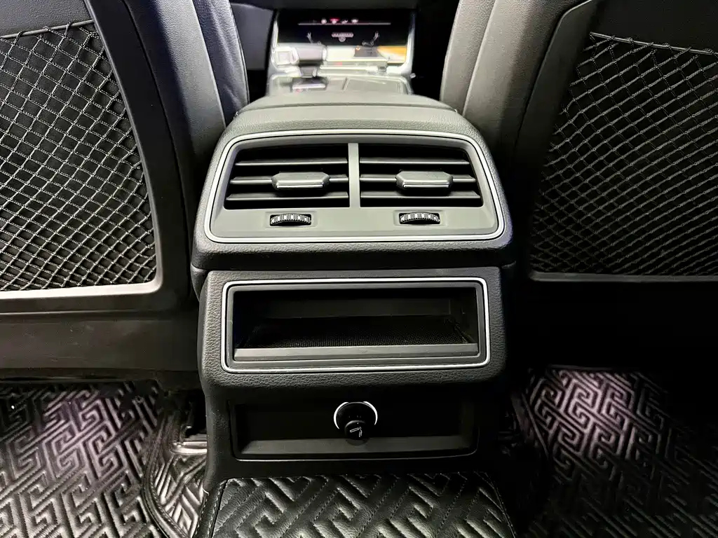 AUDI A6L 2020
