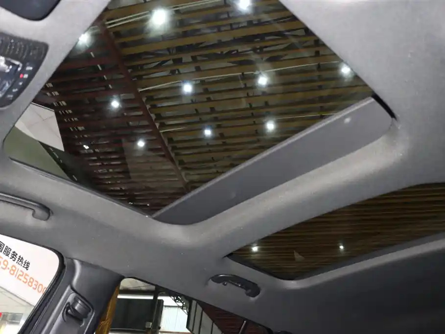 MERCEDES BENZ GLB 2022
