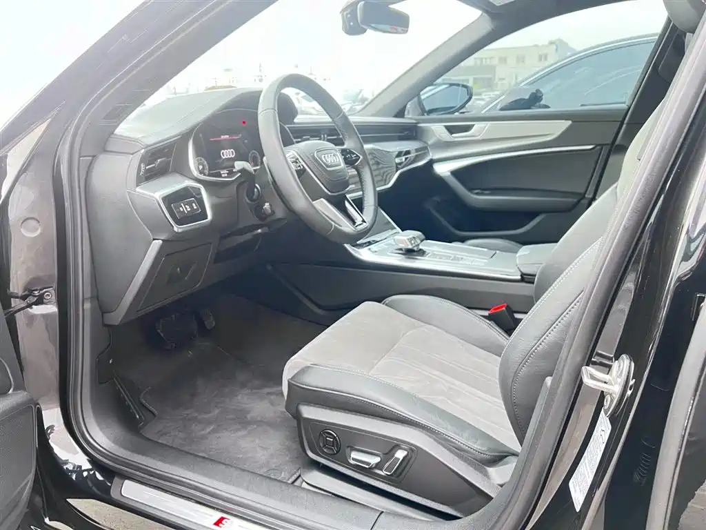AUDI A6L 2023
