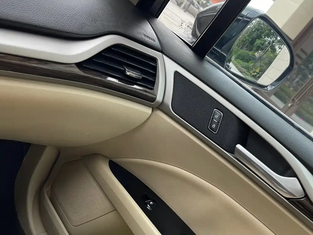 FORD MONDEO 2015