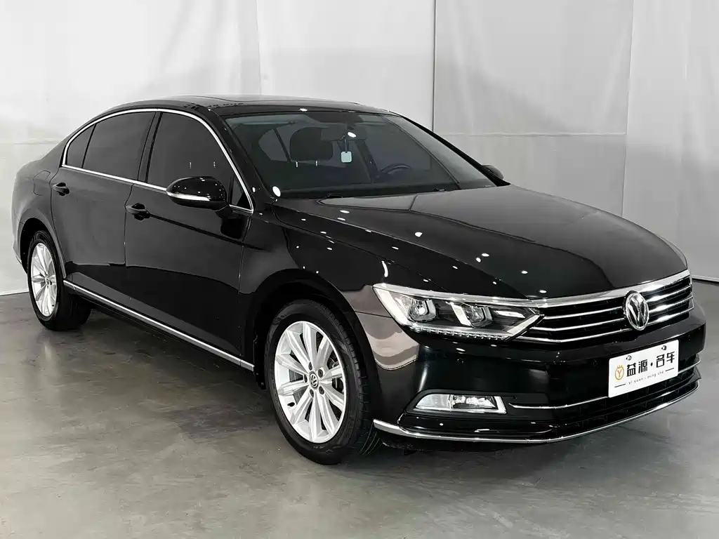 VOLKSWAGEN MAGOTAN 2020