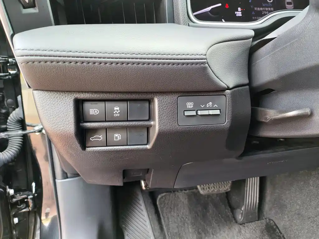 TOYOTA AVALON 2020