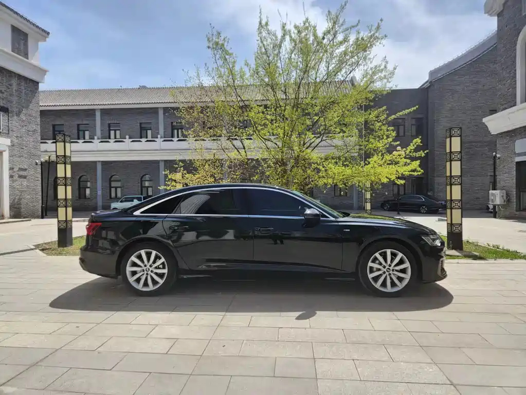 AUDI A6L 2022